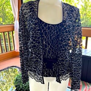 La Nuit lace 2 piece black & white shell with see through jacket. Sz 8